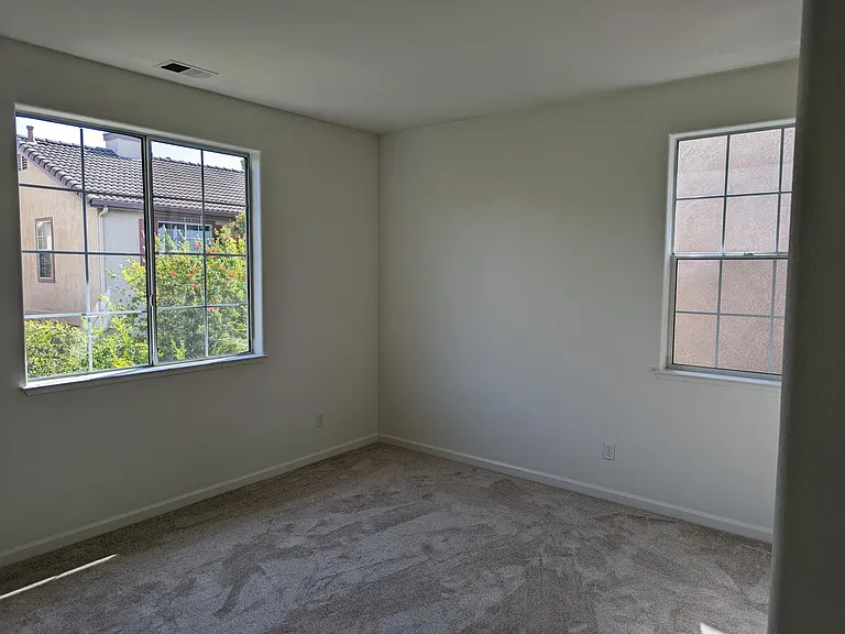 858 Romani Ct — Photo 12
