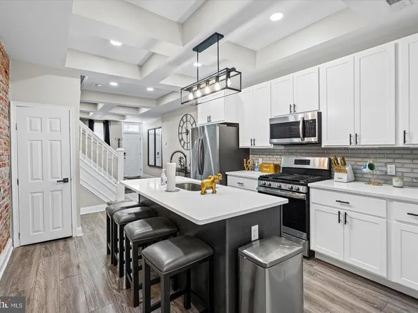 1528 N Ellamont St, Baltimore, MD 21216