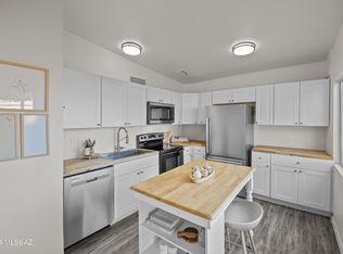 4600 S Poinciana Dr, Tucson, AZ 85730