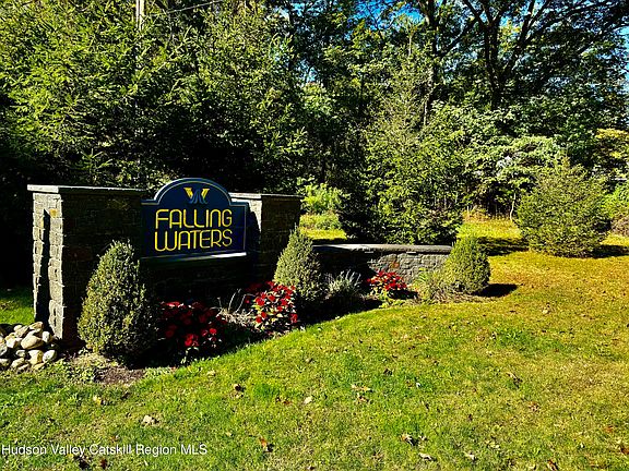 3rd image of 67 Falling Waters Drive