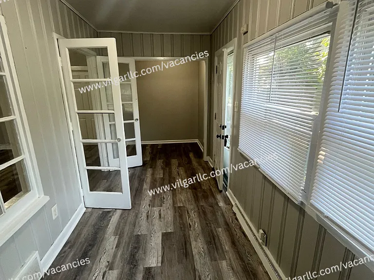 6065 E 6th Pl — Photo 10