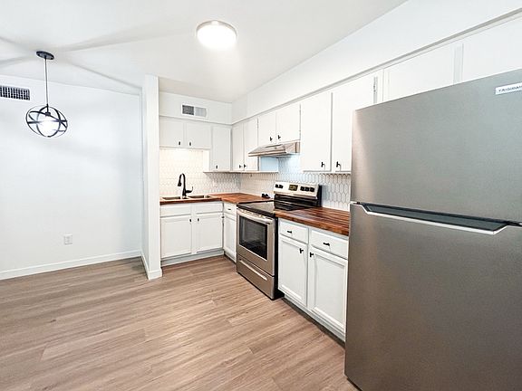 3rd image of 1808 N 31st St #5