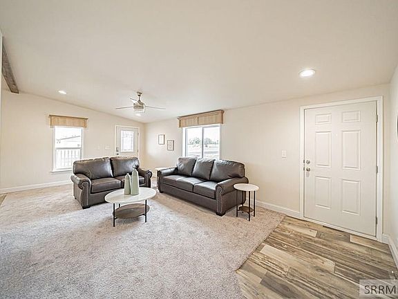 5th image of 960 Cottage Ln