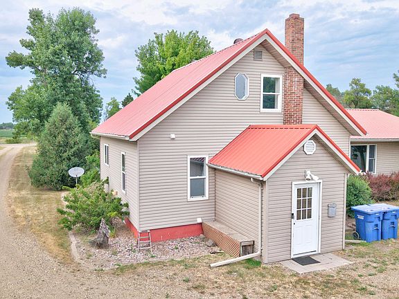 3rd image of 12720 45th St SE