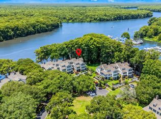 1970 Governors Landing Dr #205, Murrells Inlet, SC 29576