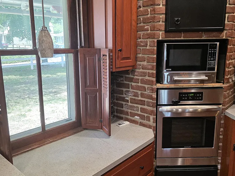 882 Fritztown Rd — Photo 17