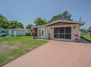 2051 Lyra Dr, Holiday, FL 34690