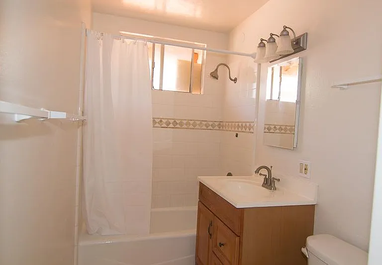 1219 Cacique St — Photo 13