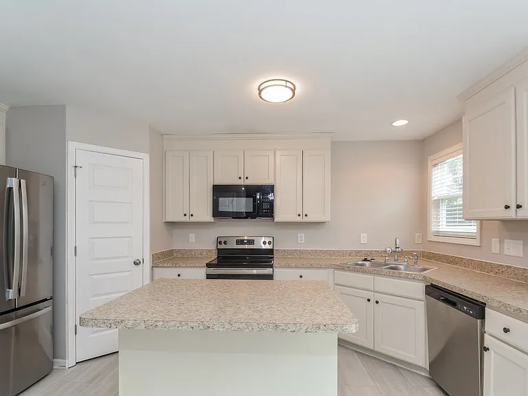 1218 Braemar Highland Dr — Photo 7