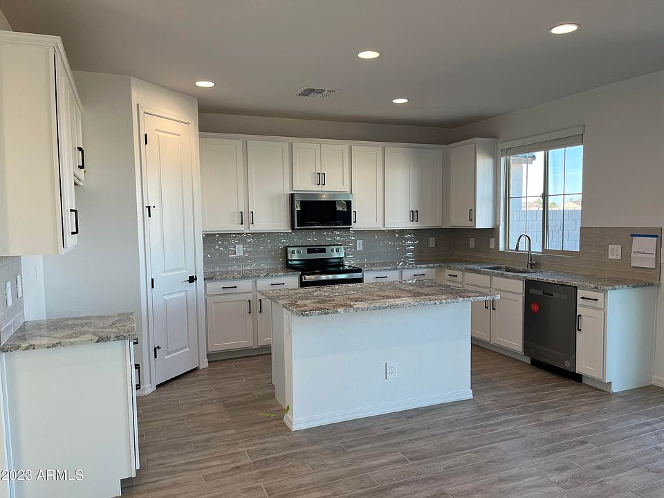1st image of 36200 W SAN CLEMENTE Avenue
