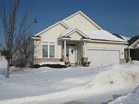 Corner lot with lots of windows