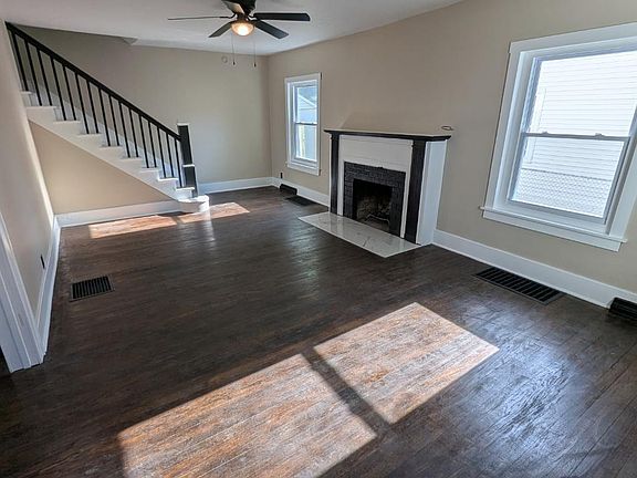 2nd image of 1306 State St