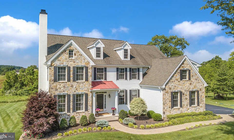 1st image of 110 Galvin Cir