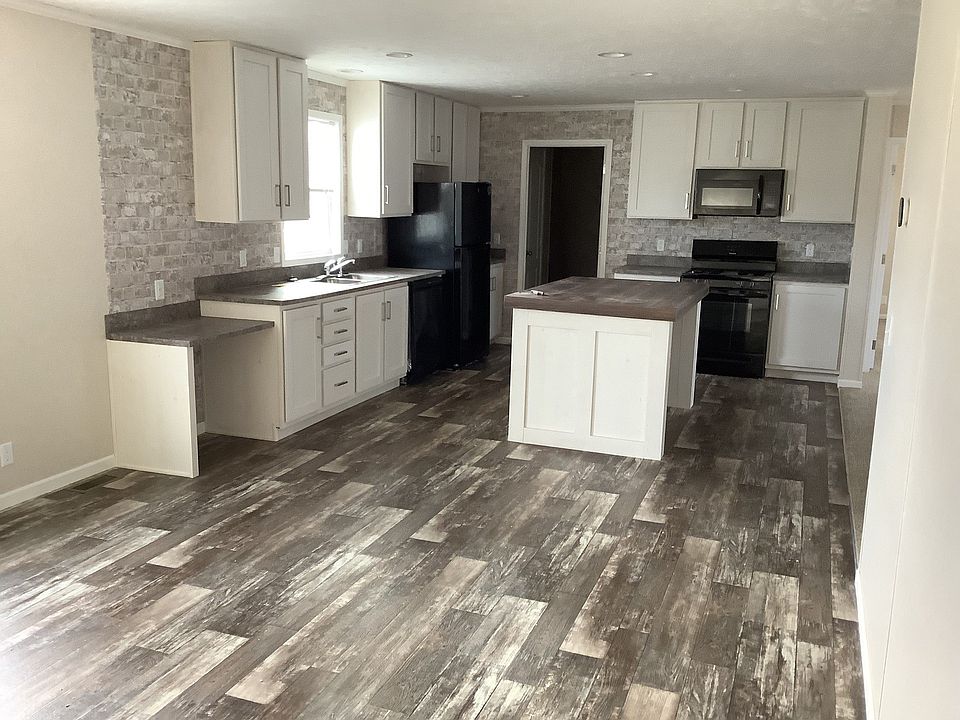 2nd image of 6600 Grand River Rd #339