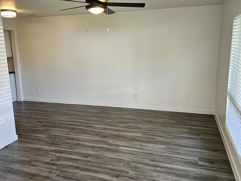 1504 E Rovey Ave #1A — Photo 3