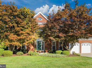 2961 Mother Well Ct, Herndon, VA 20171