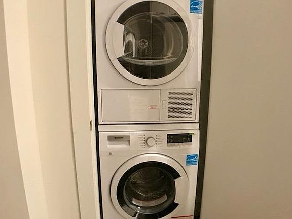 4th image of 220 E 63rd St APT 1M