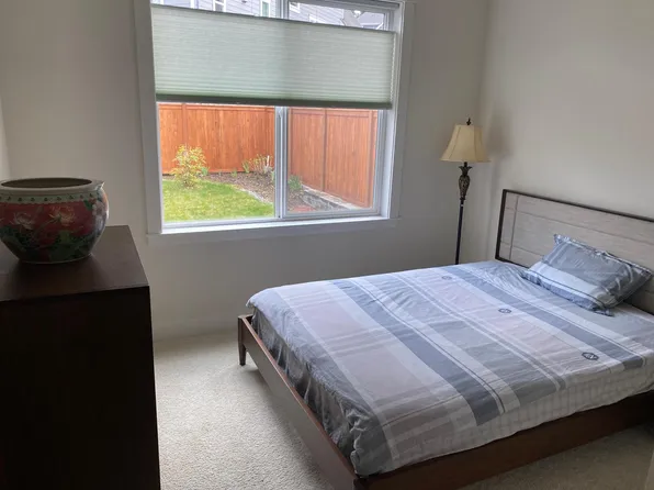 9411 NE 173rd St, Bothell, WA 98011