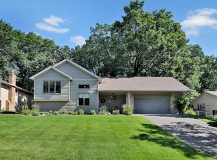 6 Pleasant View Ln, Circle Pines, MN 55014
