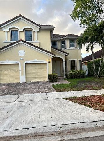 1st image of 16475 SW 84th Ln