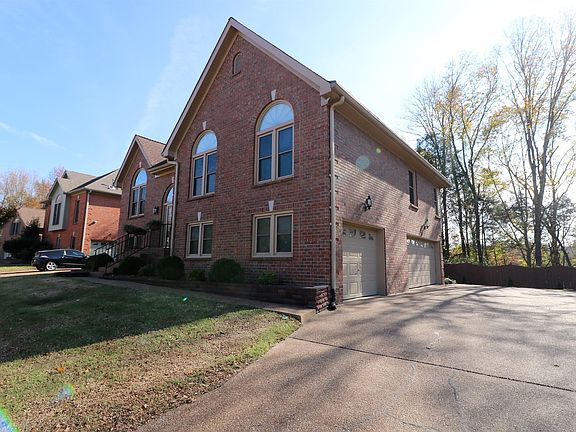 2nd image of 1004 Wemberton Pl