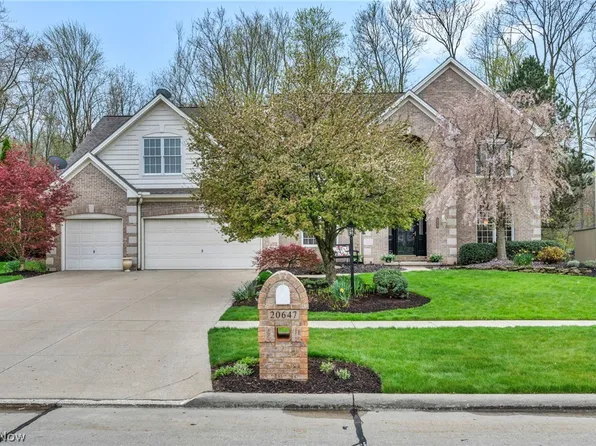 20647 Kylemore Dr, Strongsville, OH 44149