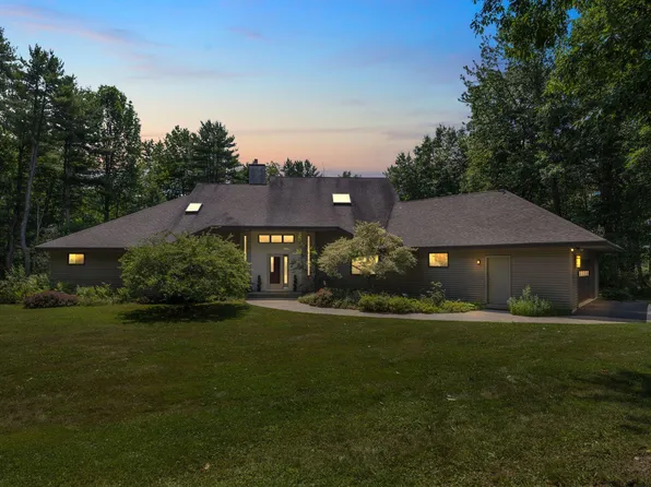 43 Carson Drive, Gorham, ME 04038