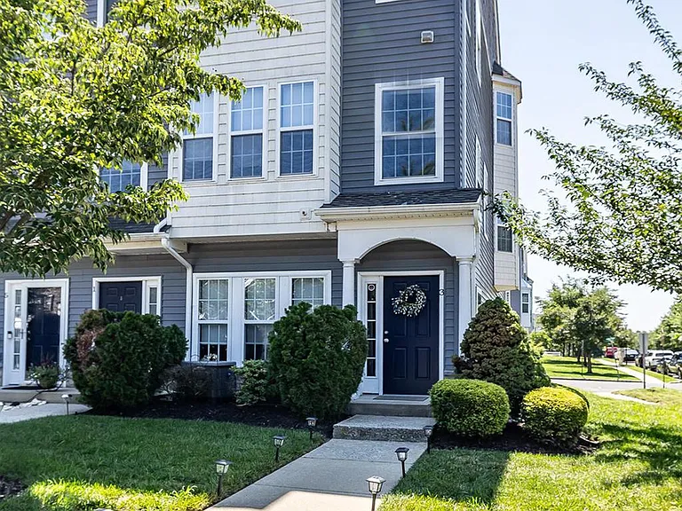3 Fox Ct — Photo 1