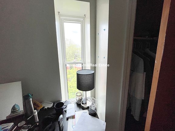 5th image of 96 Hammond St #44