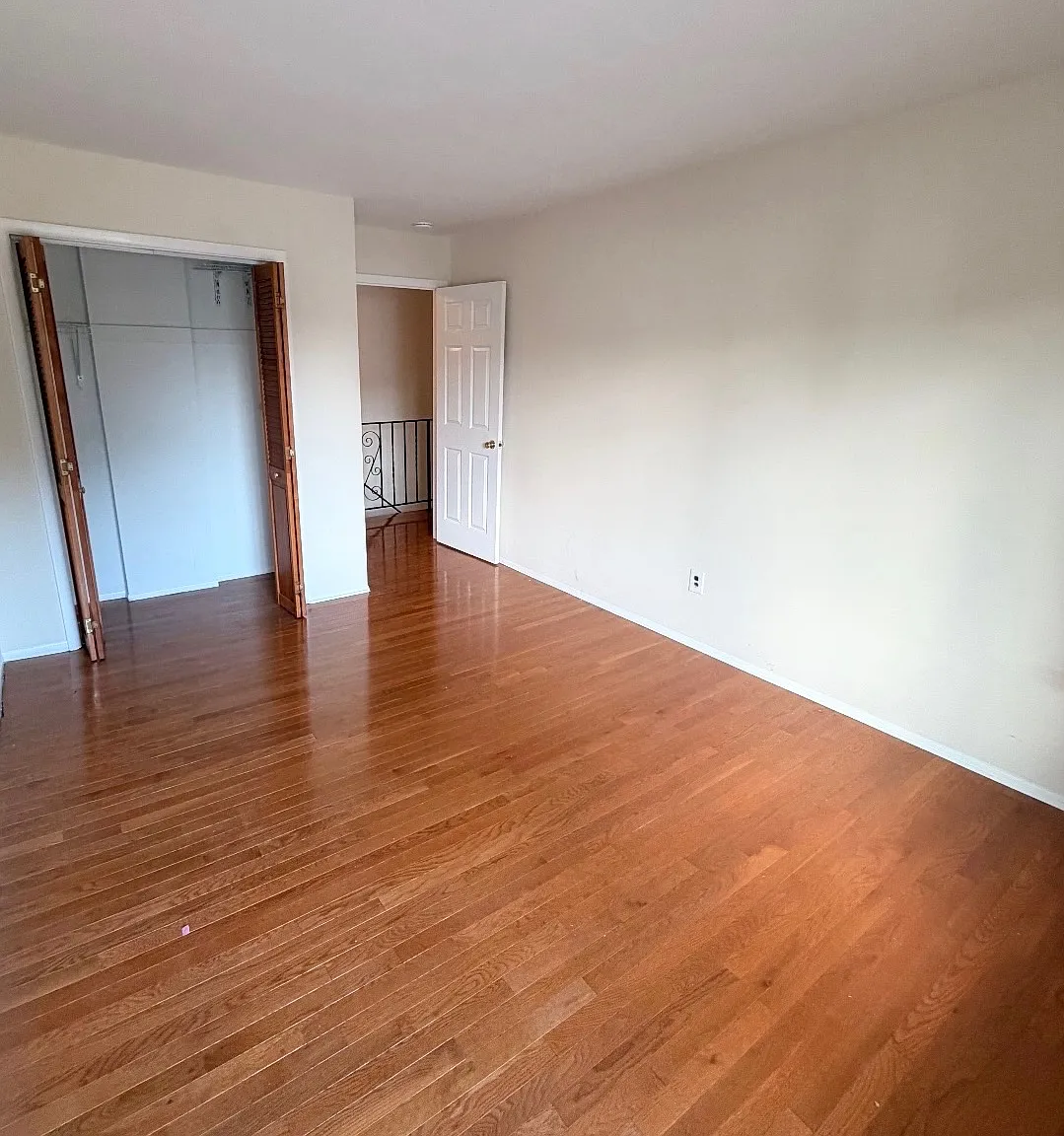 3 bed, 2.5 bath, 1500 sqft, $3,050 — Photo 3