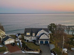 44 Crescent Ave, Scituate, MA 02066
