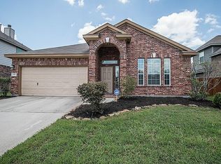 451 Woodhaven Forest Dr, Conroe, TX 77304