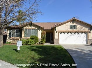 6102 W Seeger Ct, Visalia, CA