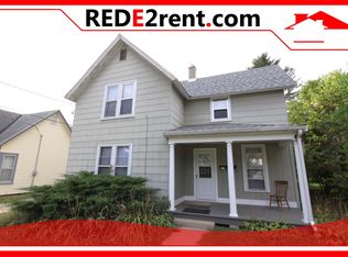 1112 Oak St #1/2, Beloit, WI 53511