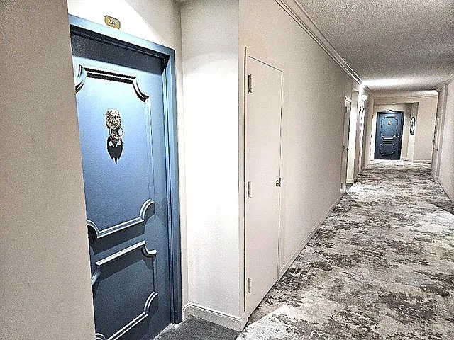 1 bed, 1.0 bath, 1003 sqft, $2,350 — Photo 2