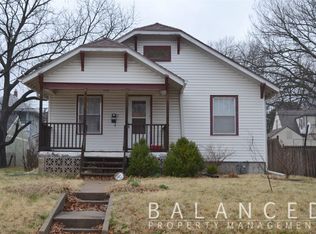 1145 SW Plass Ave, Topeka, KS 66604