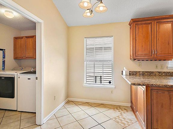 5th image of 195 Solano Cay Cir