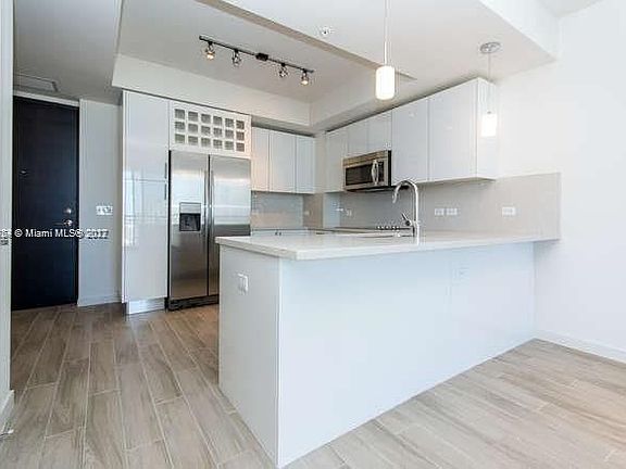 5th image of 999 SW 1st Ave APT 1808