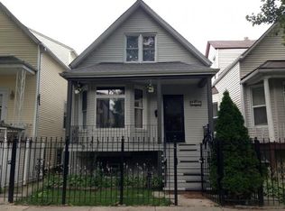 2826 N Springfield Ave, Chicago, IL 60618