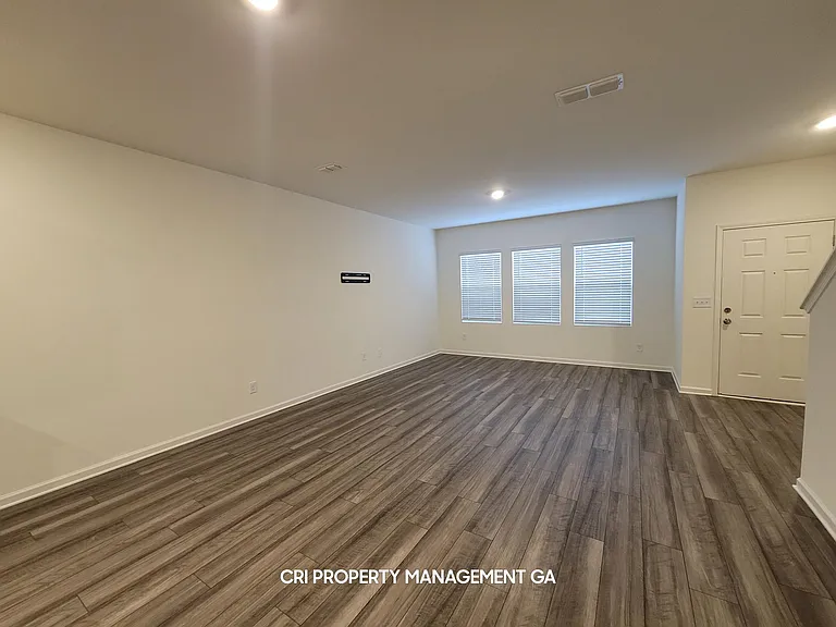 2662 Toucan Way — Photo 3