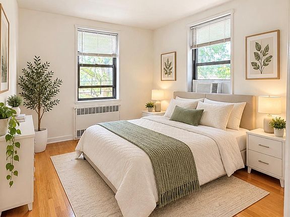 5th image of 15020 71 Avenue #2J