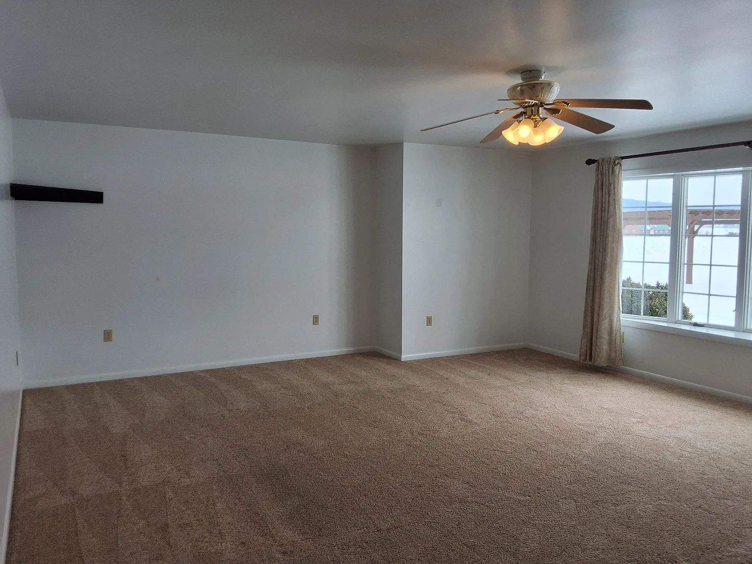 645 Peters Road, New Holland — Photo 4