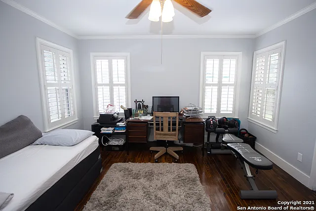 245 Calumet Pl — Photo 30