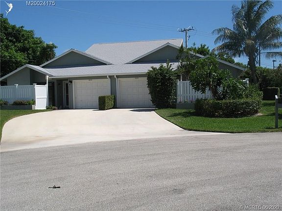 2nd image of 6614 SE Yorktown Dr