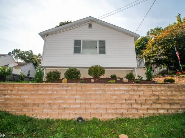 112 W Munson Ave, Dover Town, NJ 07801