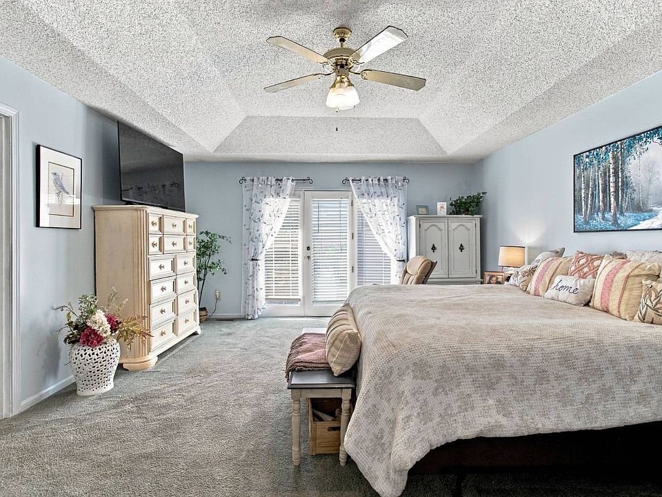 40th image of 5005 Dogwood Cir