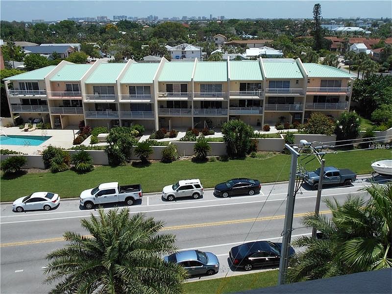 1st image of 787 Benjamin Franklin Dr #8