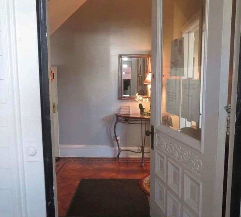 1st image of 322 Fenimore St #2