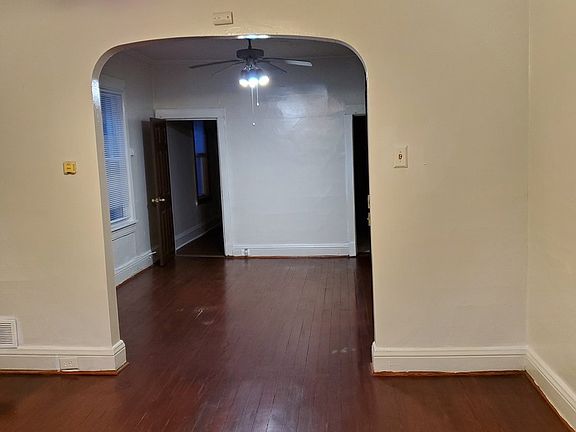 3rd image of 57 Chicago Ave #2