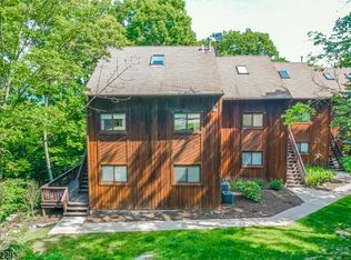 1 Point O Woods Ter UNIT 8, Vernon, NJ 07462